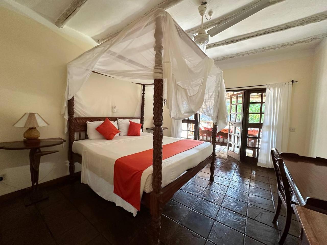 Blue Bay Village Watamu Esterno foto